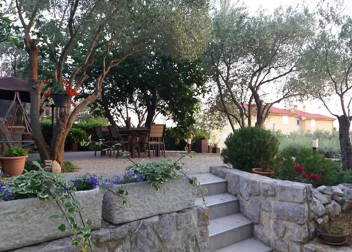 Alma Apartman