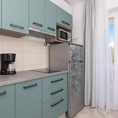 Alma Apartment Punat